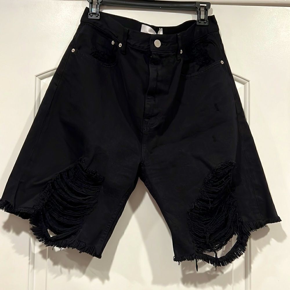 Black jean short ( runs smaller )